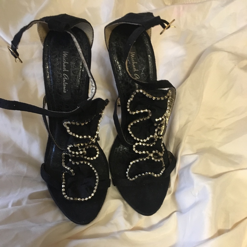 ⚡️⬇️Micheal Antonio Rhinestone heels